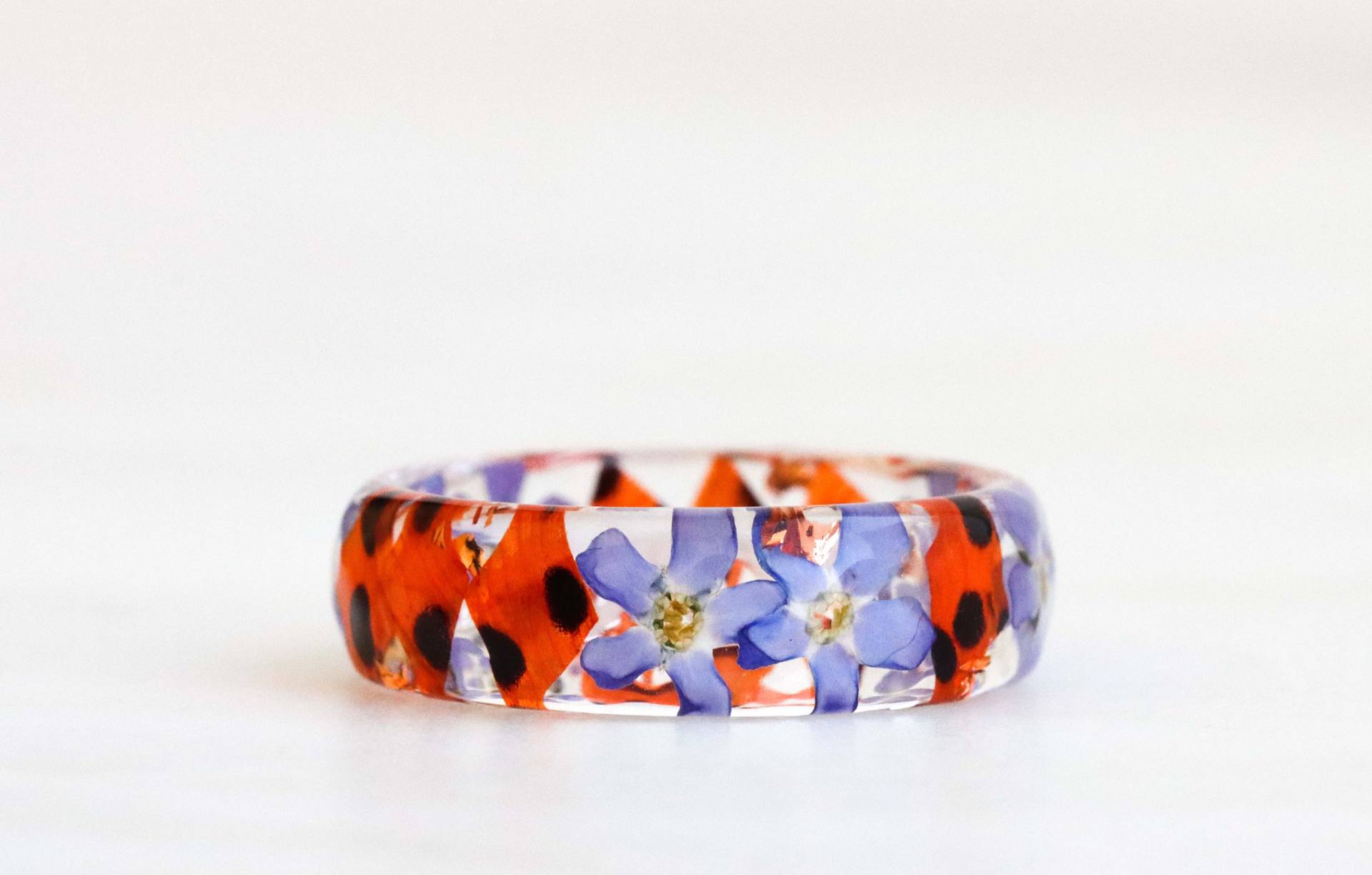 Tigerlilie Ring Mit Gepresste Blumen, Lila Vergissmeinnicht Und Silber/Gold/Kupfer Flocken, Naturschmuck, Orange von livinlovin