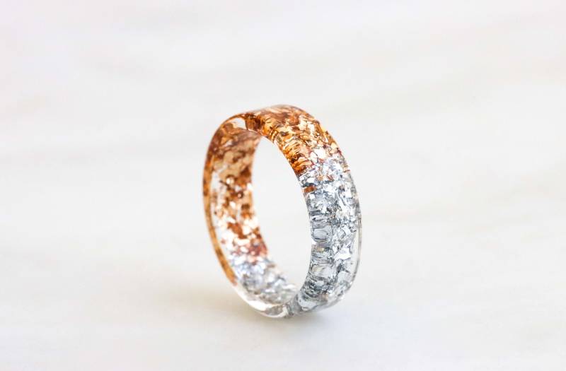 Beidseitiger Resin Ring, Gold Und Silber Dualität Schmuck, Natur Inspiriert Band, Weihnachtsgeschenk Beidseitiger Resin Ring, Gold Und Silber Dualität Schmuck, Natur Inspiriert Band, Weihnachtsgeschenk von livinlovin