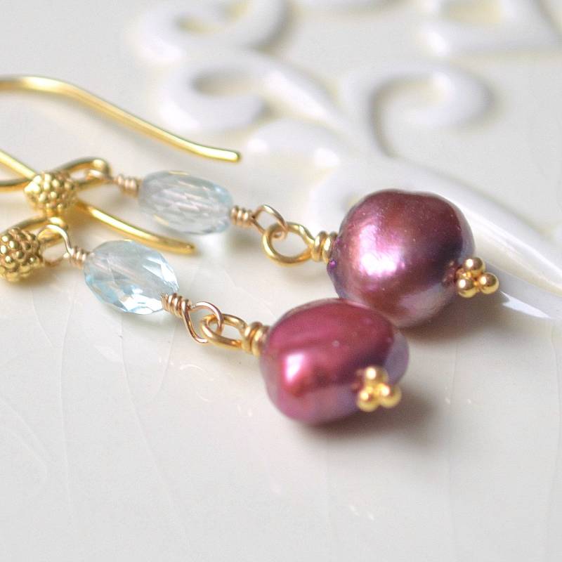 Aquamarin & Burgunder Perle Ohrringe Gold Vermeil Draht Eingewickeltes Schmuck Aquamarin & Burgunder Perle Ohrringe Gold Vermeil Draht Eingewickeltes Schmuck von livjewellery