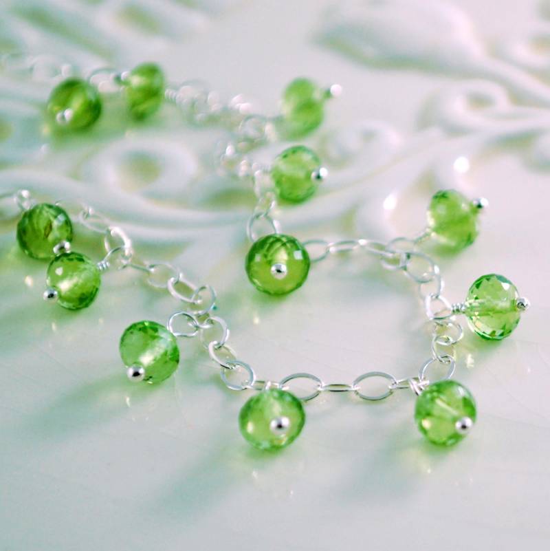Peridot Armband Sterling Silber, Limettengrüner Edelstein, August Geburtsstein von livjewellery