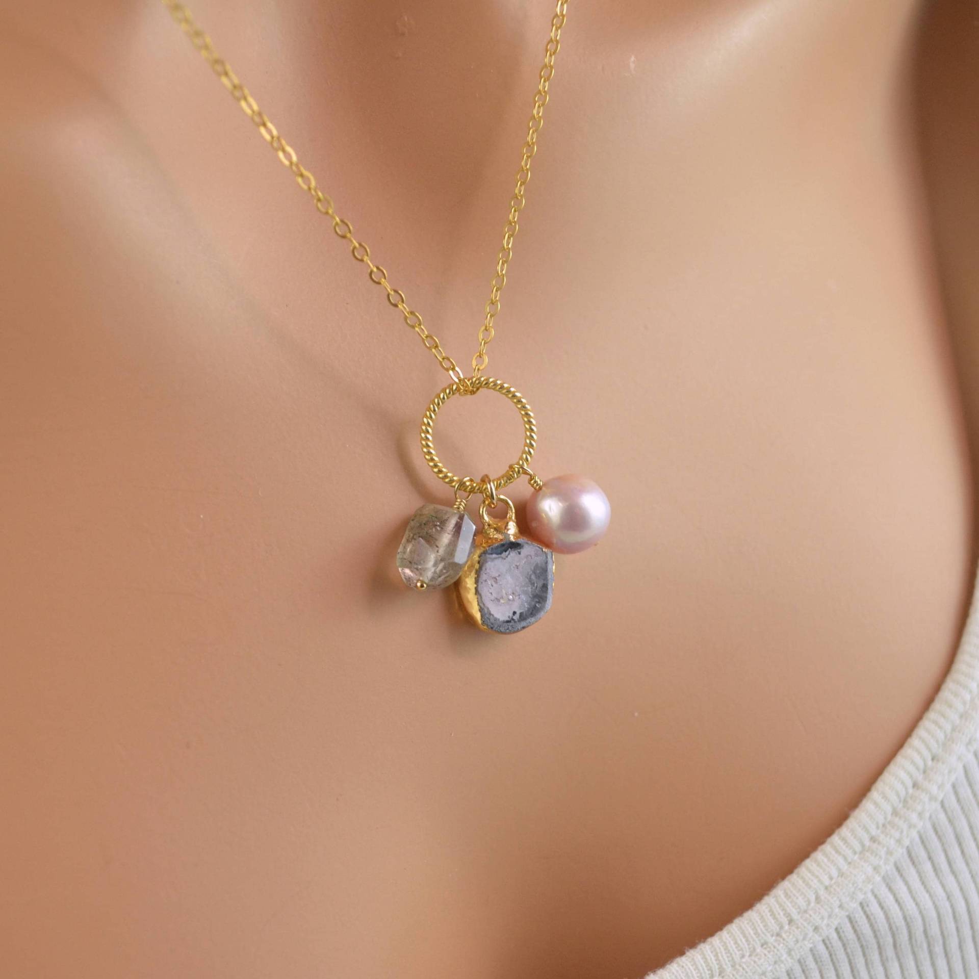 Gold Druzy Halskette Moos Amethyst, Pink Perle, Filled Kette von livjewellery