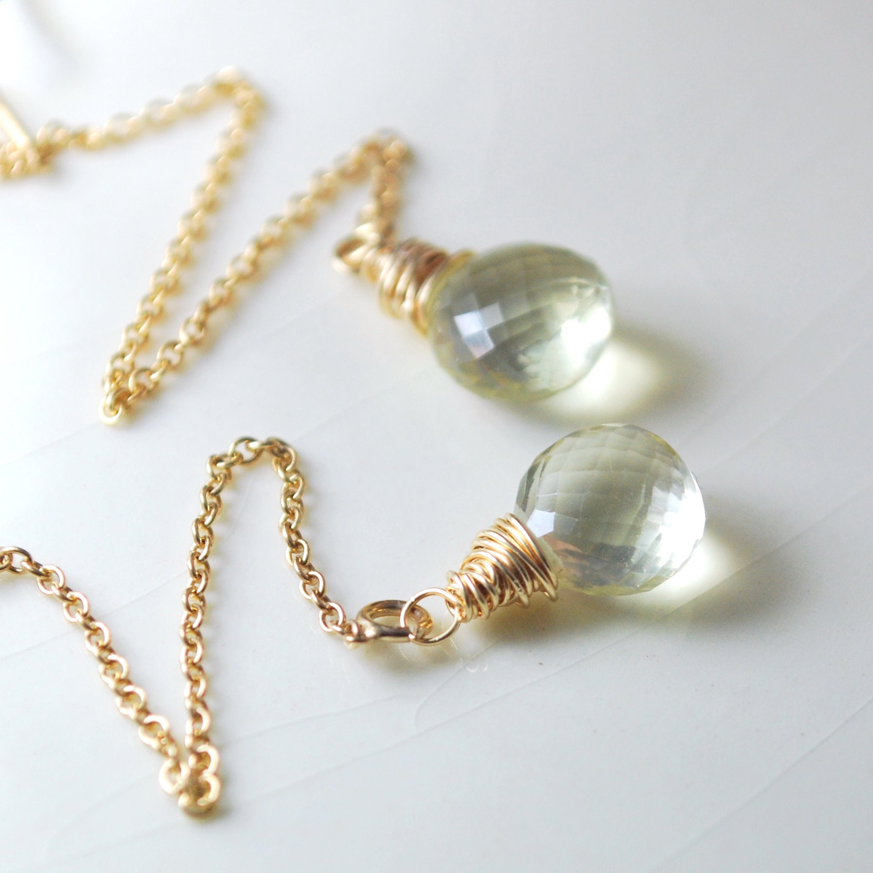 Gold Threader Ohrringe, Draht Gewickelt Scapolite Edelsteine, Sterling Silber Schmuck von livjewellery