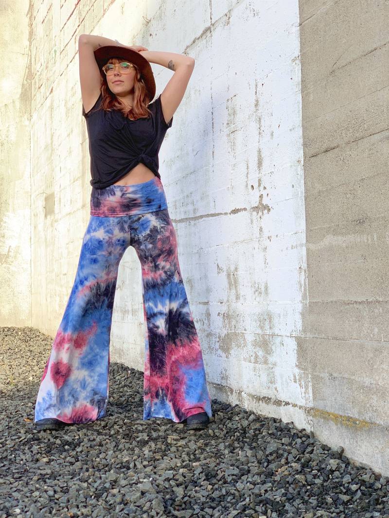 Batik Viskose Eco Palazzo | Weitbein, Goucho Schlaghose Boho Yoga Lounge Dance Beach Resort Lässige Hose Mit Faltenbund von lizajanehandmade