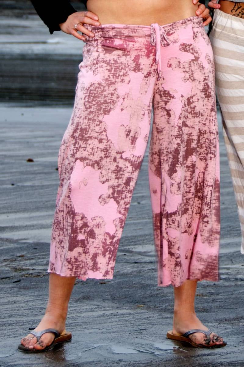 Krawattenfarbe Palazzo Breites Bein Gaucho Yoga Lounge Resort Strand Sommer | Wadenlänge Skorts, Capri Hose Mit Kordelzug von lizajanehandmade