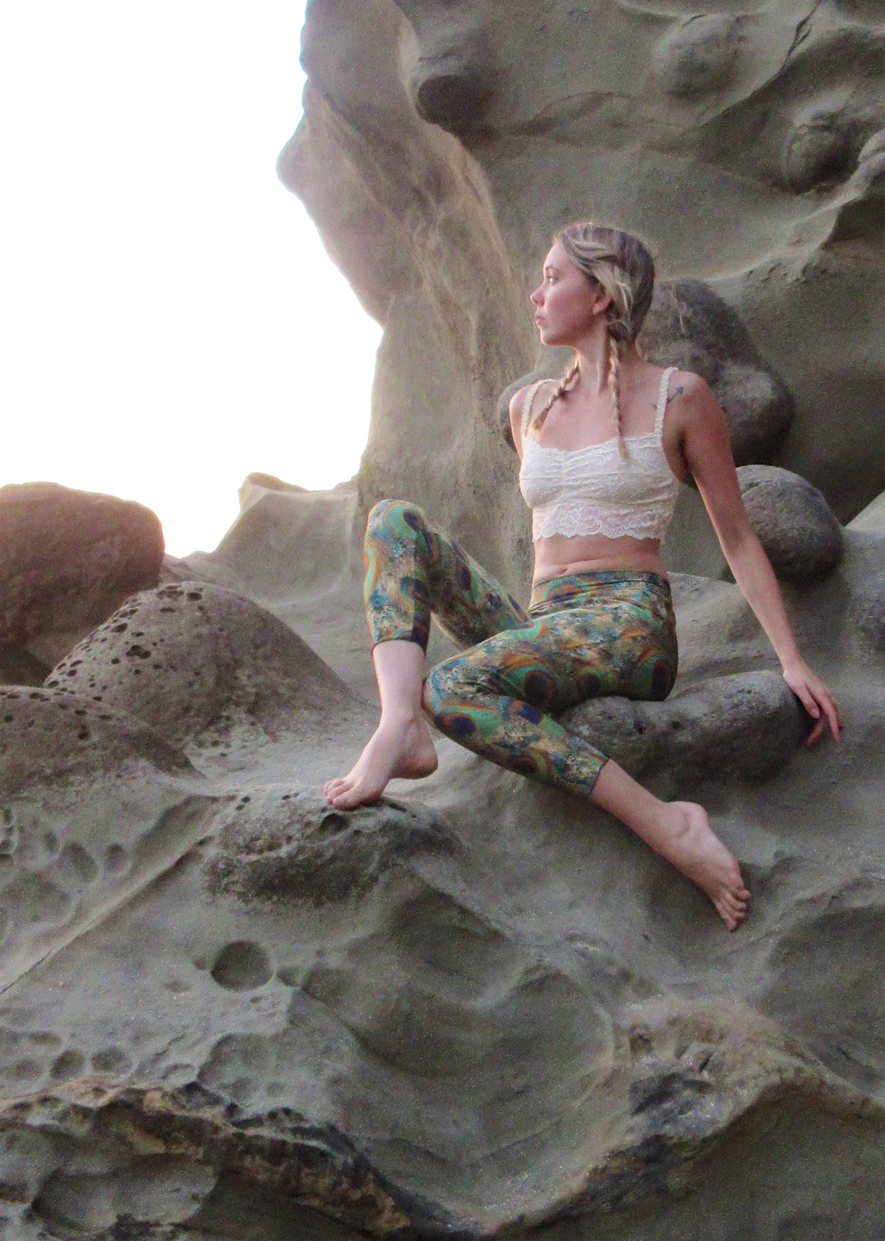 Peacock Athleisure Boho Workout Dance Beach Resort Lässige Yoga Capris Mit Breitem Bund von lizajanehandmade