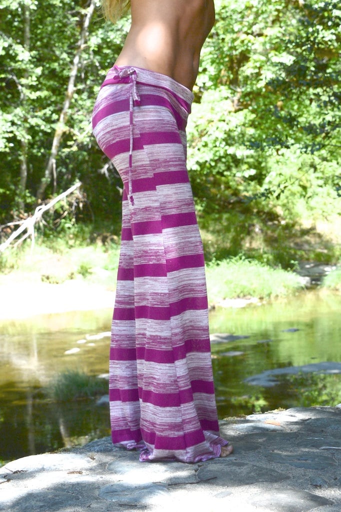 Sweater Gestrickt Lila Streifen Yoga Lounge Strandhose Mit Seitlichem Kordelzug von lizajanehandmade