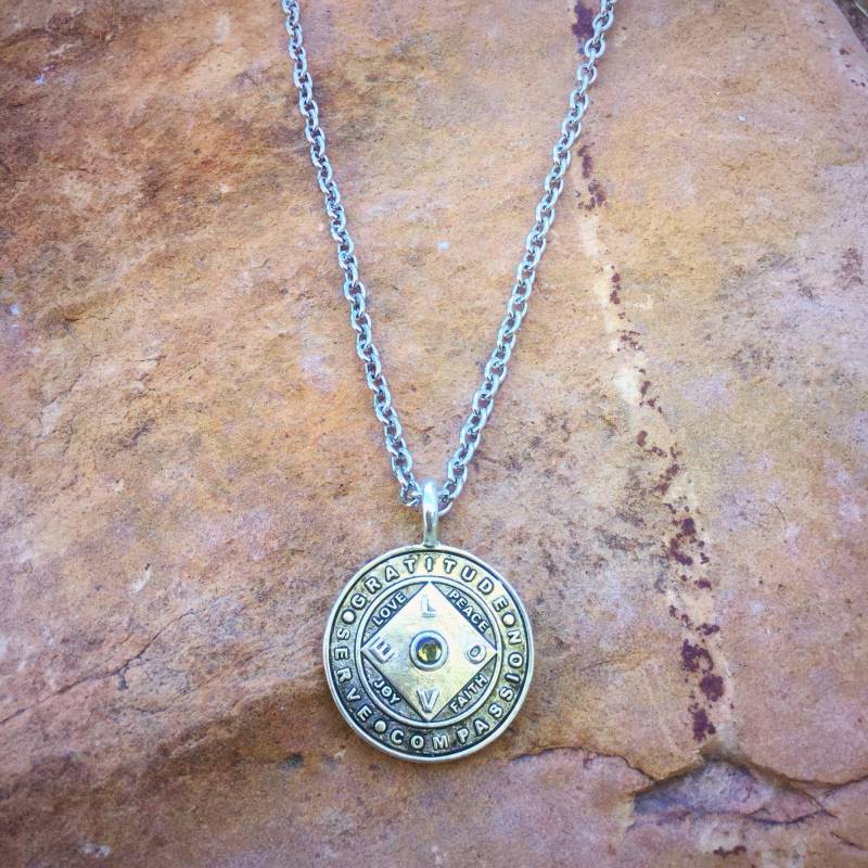 Liebe + Dankbarkeit Medaillon von lizalpertjewelry