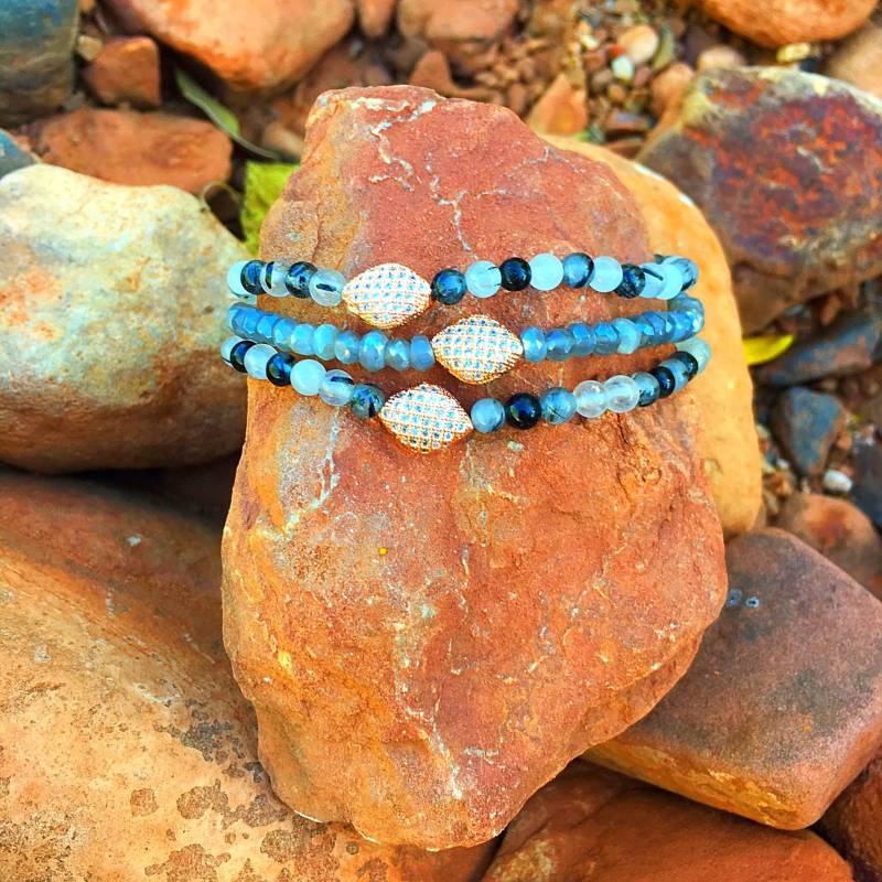 stapelbare Edelstein Armbänder stapelbare Edelstein Armbänder von lizalpertjewelry