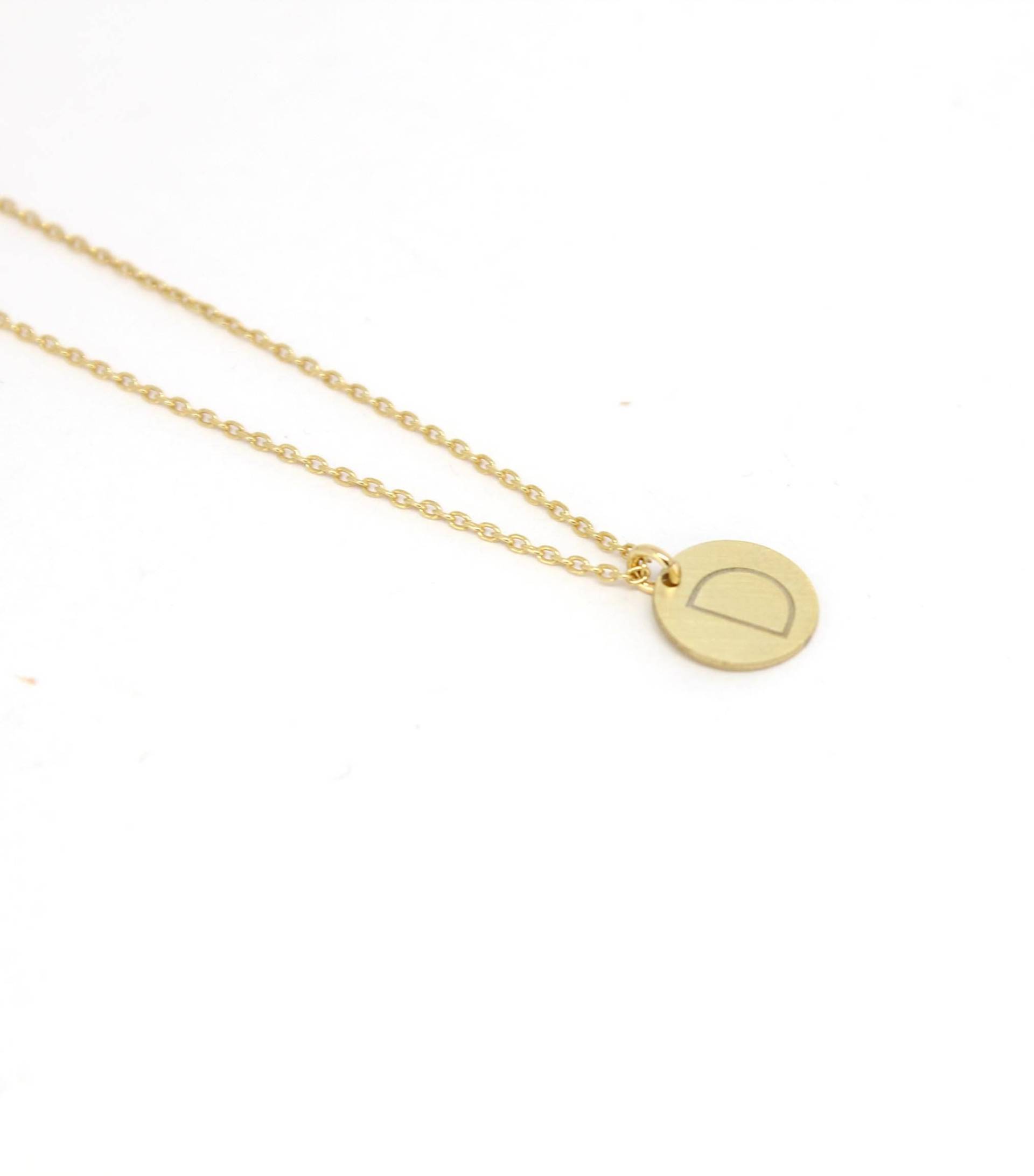 Gold Vermeil Initial Kette Lasergravierter Anhänger, Personalisierter Schmuck Gold Vermeil Initial Kette Lasergravierter Anhänger, Personalisierter Schmuck von lizaslittlethings