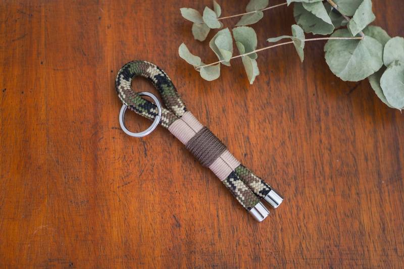 Schlüsselanhänger Aus Tau I Geschenk Camouflage Seil Handgemachter Schlüsselanhänger Aus Tau I Geschenk Camouflage Seil Handgemachter von lolaslittlecorner