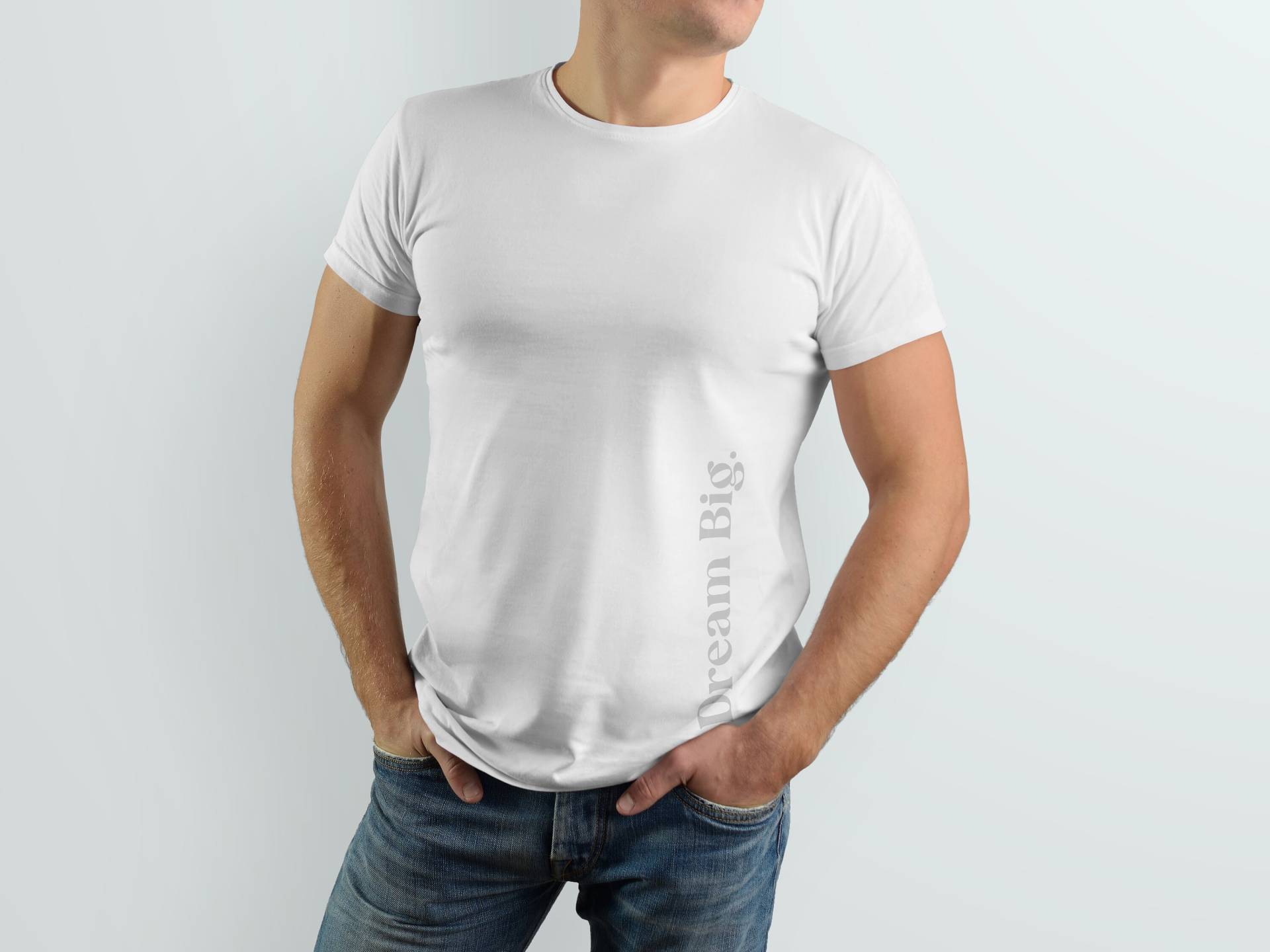 Dream Big - Premium Unisex T-Shirt 100% Bio-Baumwolle Handbedruckt in Deutschland Made To Order von londonmorningsshop