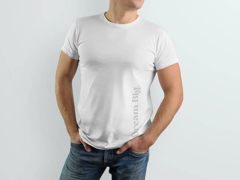 Dream Big - Premium Unisex T-Shirt 100% Bio-Baumwolle Handbedruckt in Deutschland Made To Order Dream Big - Premium Unisex T-Shirt 100% Bio-Baumwolle Handbedruckt in Deutschland Made To Order von londonmorningsshop