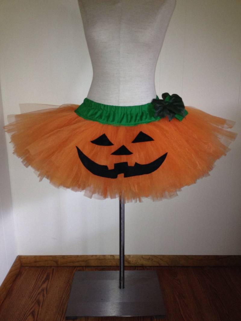 Erwachsene Plus Size Kürbis Halloween Orange Tutu von lookatmybooties