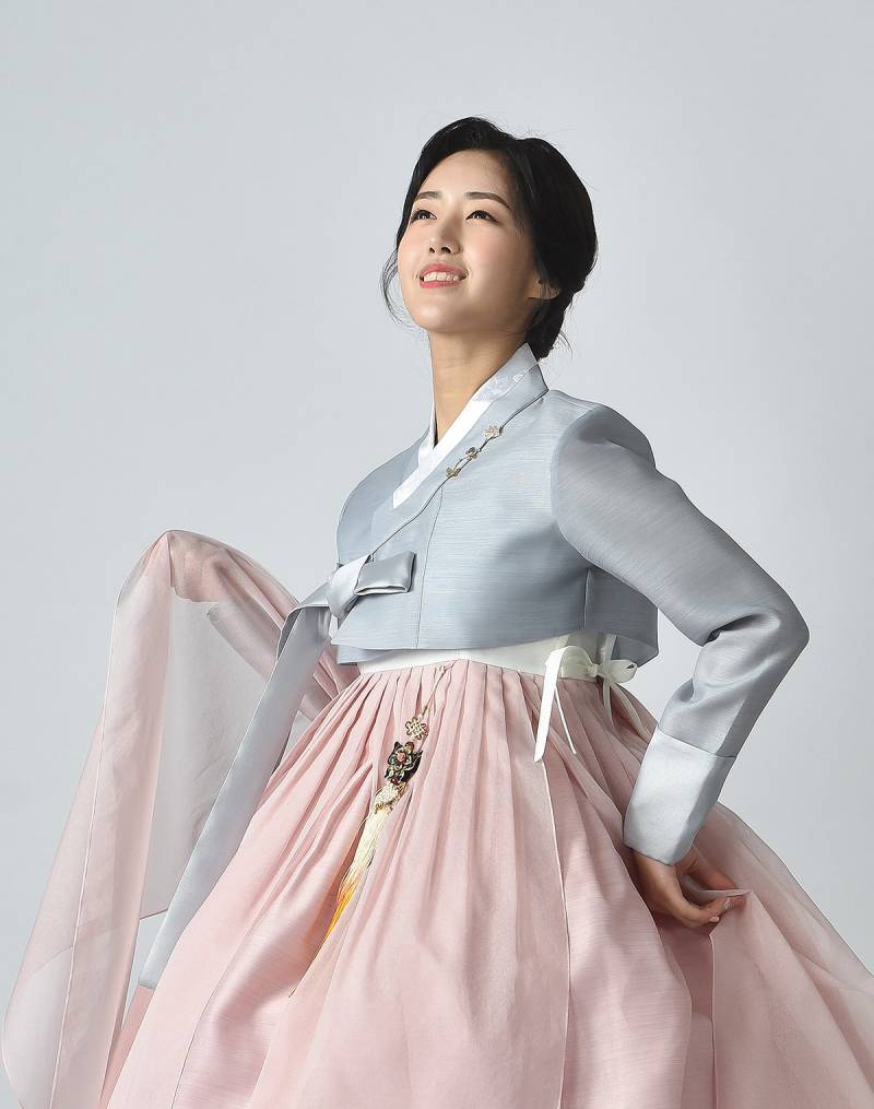 Hanbok Für Frauen - Hochzeit, Ereignis, Geburtstag Bestellen Gaonnuri von lookkorea