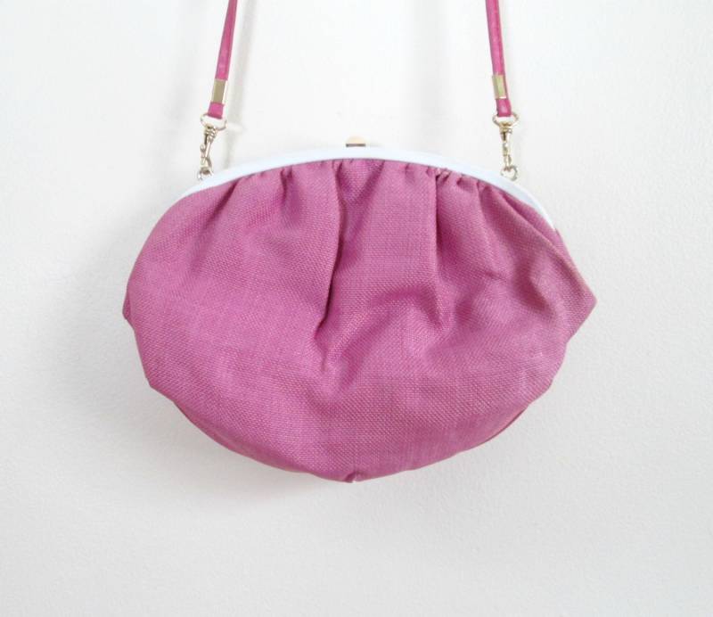 Pinke Beuteltasche Crossbody Handtasche Vintage 1980Er Jahre Pinke Beuteltasche Crossbody Handtasche Vintage 1980Er Jahre von looseendsvintage