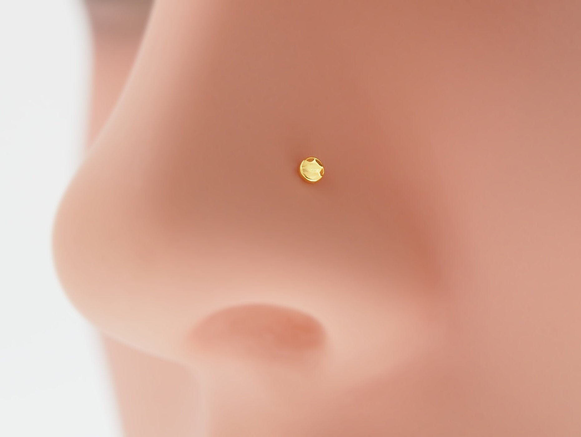 Nasenstecker Vergoldet Nase Piercing Schmuck Scheibe 2 Mm Schraube von lopicNosePiercing