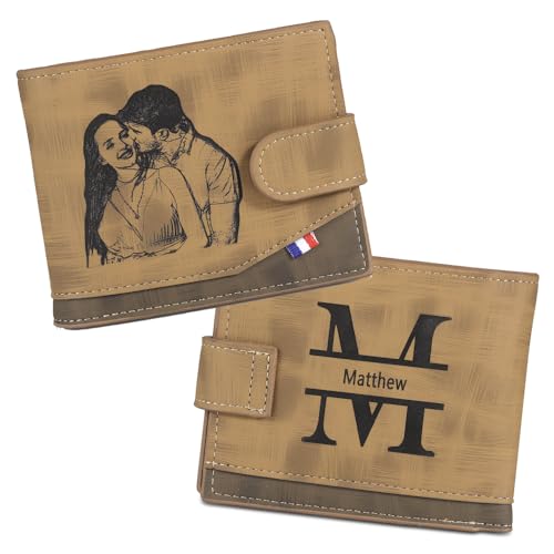 lorajewel Personalisierte Geldbörsen für Männer Gravierte Herren Geldbörsen mit Foto Name Alphabet Leder Karte Brieftasche mit Münzfach Geschenke für Ihn Papa Ehemann Freund (A) von lorajewel