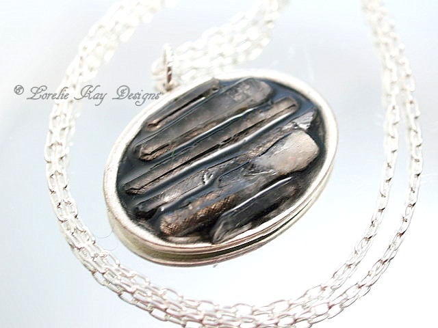 Rohe Kristalle Bio Halskette Schwarz & Klar Kristall Anhänger Lorelie Kay Designs von loreliekaydesigns