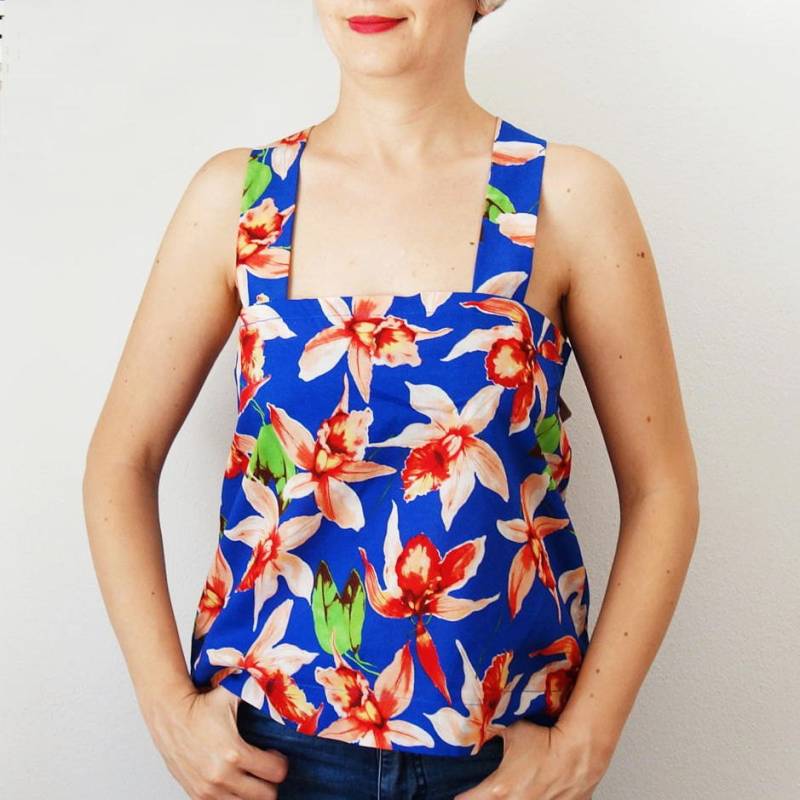 Blaue Baumwolle Blumentop von lorettascarves