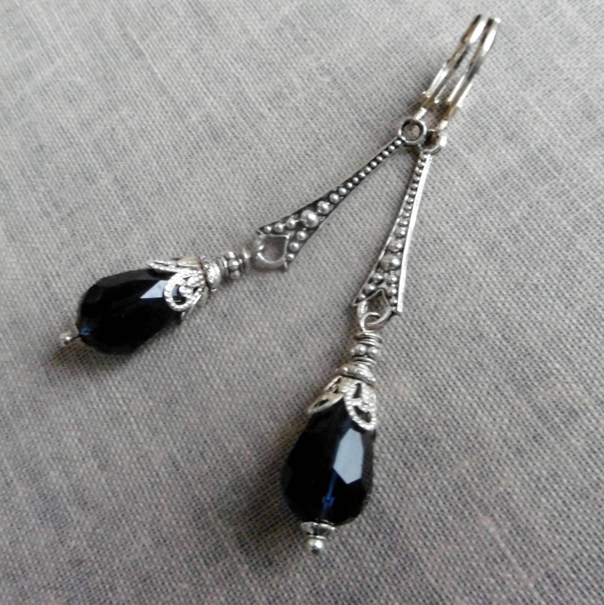 Lange Ohrringe Midnight Tropfen Blau Mit Silber von lottedeluex