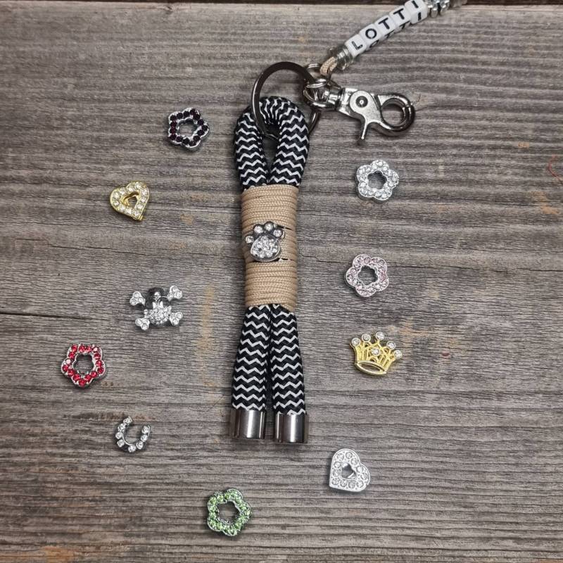 Super Reflektierender Schlüsselanhänger Ppm Seil Mit Strass Perle Super Reflektierender Schlüsselanhänger Ppm Seil Mit Strass Perle von lottilouDesign