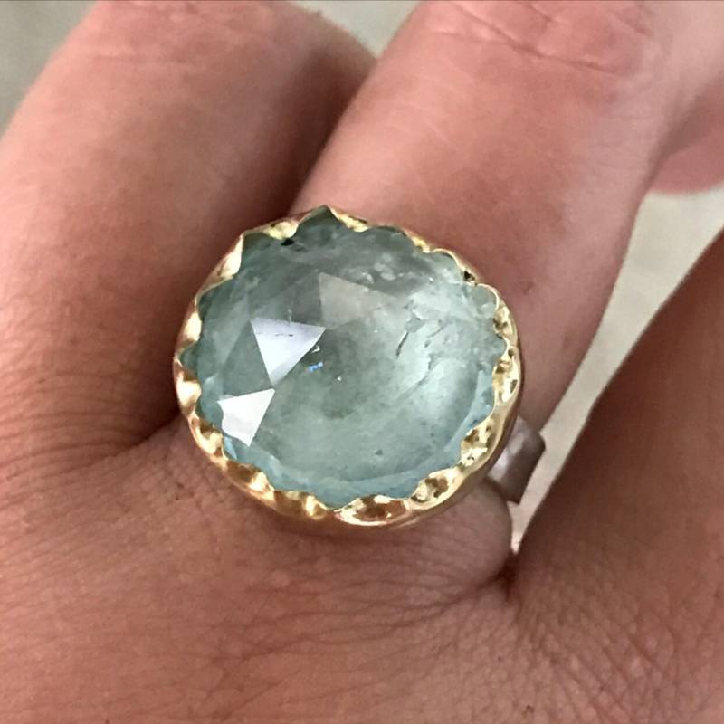 Rose Cut Aquamarin 18K Gelbgold Ring, Argentium Sterling Silber Recycled Gold Ring - Versand in Den Nächsten 9 Tagen von louisagallery