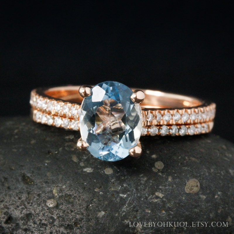 Ovaler Blauer Aquamarin-Verlobungsring Mit Halbem Eternity Diamant Ehering - Braut Set von lovebyohkuol