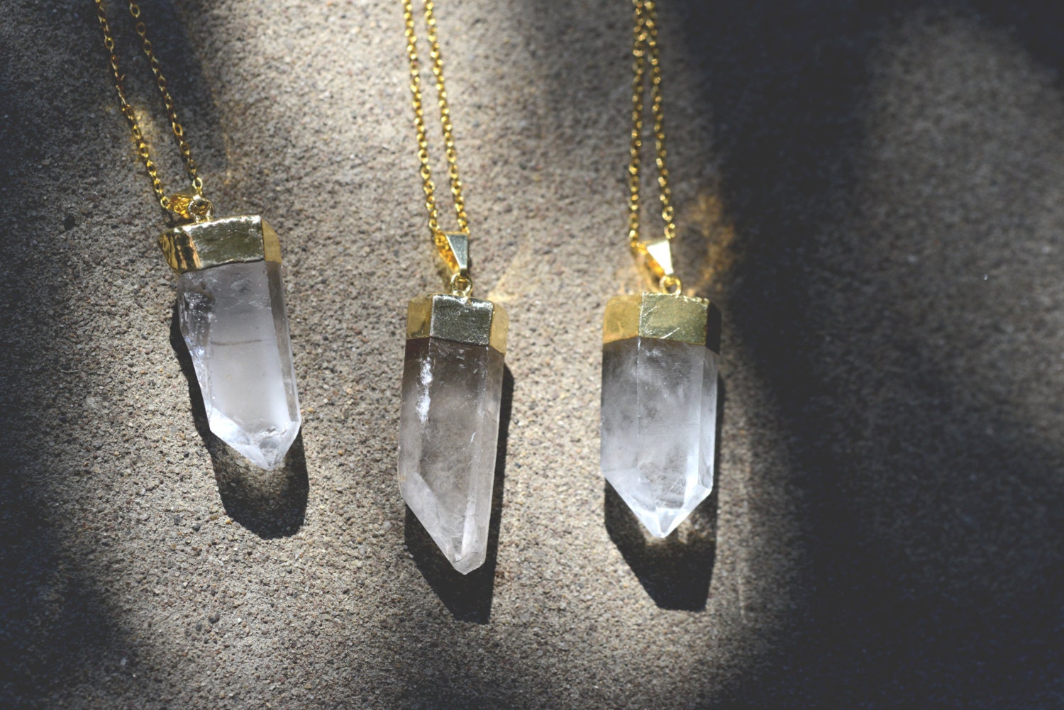 Quarz-Kristall-Halsketten-Gold Getaucht | Heilende Kristalle Und Steine Schmuck Rohe Kristall Halskette Geschenk Für Sie Boho Handmade von lovejule