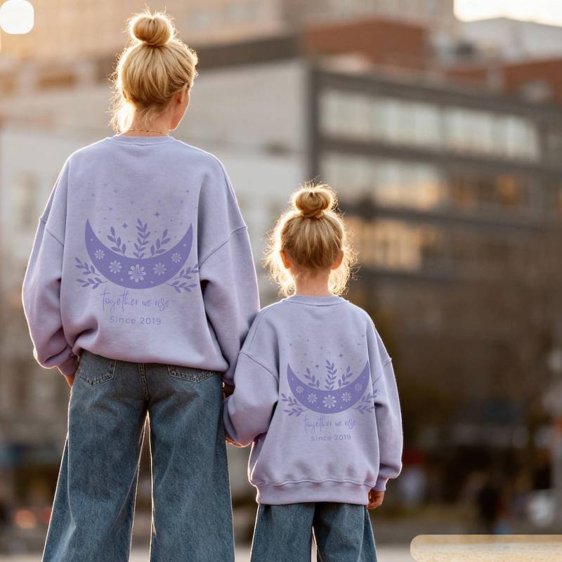Partnerlook Pullover Mama & Kind | Tochter Pulli Lila Personalisierbar von lovelylotti