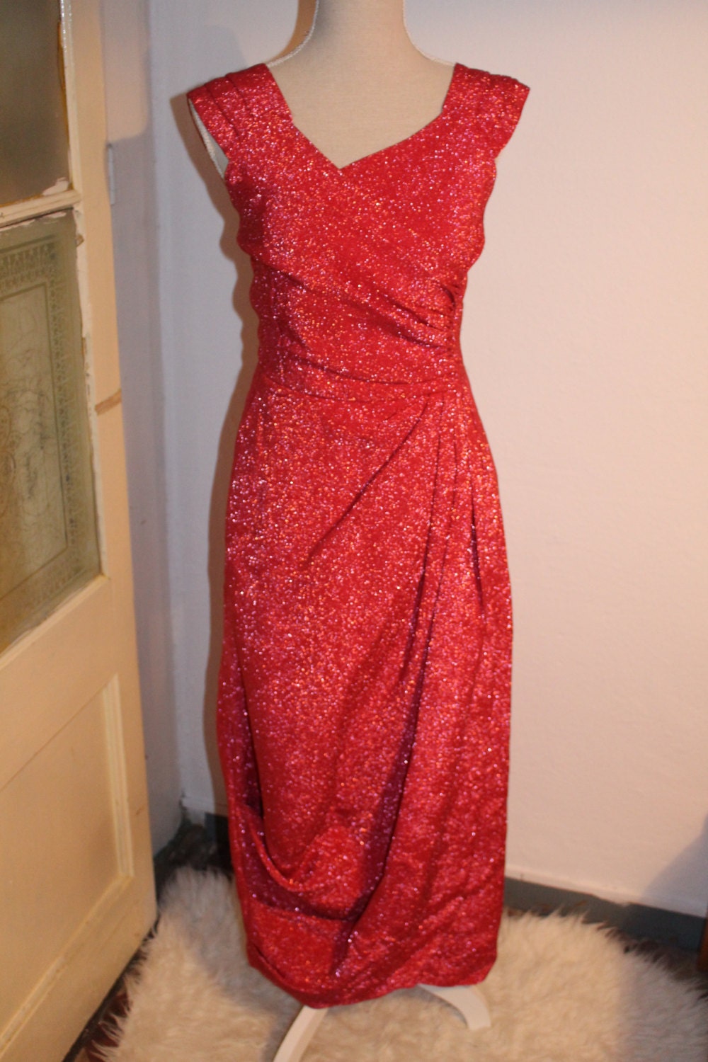 Vintage 50Er Jahre Rosa Lurex Gala Abendessen Kleid Vintage 50Er Jahre Rosa Lurex Gala Abendessen Kleid von lovelyvtg