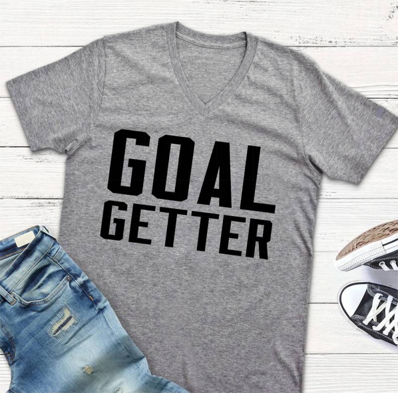 Goal Getter Shirt - Frauen Neues Tor Für Sie Ziele Süßes Mit Sprüchen Toren V Ausschnitt Grau Cute von lovemighty
