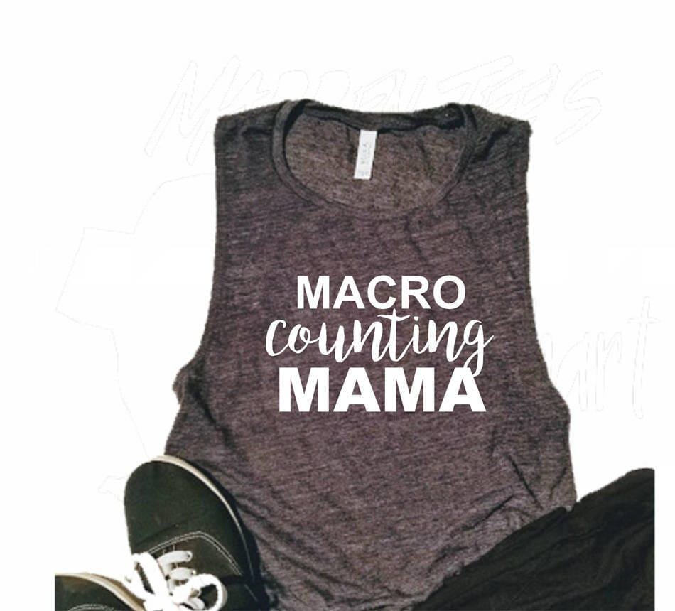 Makro Zählung Mama Workout Tank - Entspannte Passform, Süßes Fitness T-Shirt von lovemighty