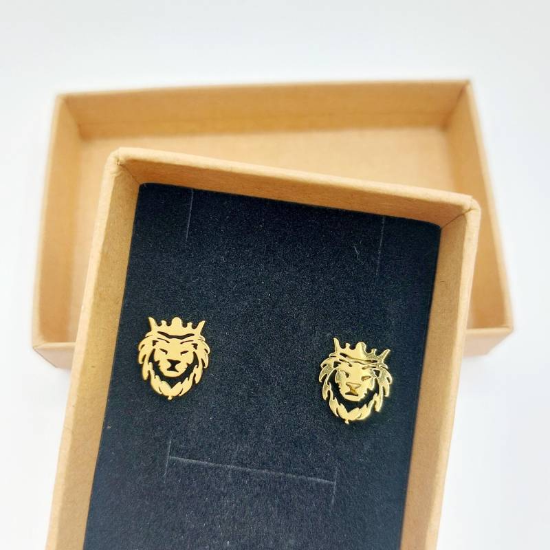 Löwen Ohrstecker Aus Edelstahl in Gold Löwen Ohrstecker Aus Edelstahl in Gold von lovepresentforyou