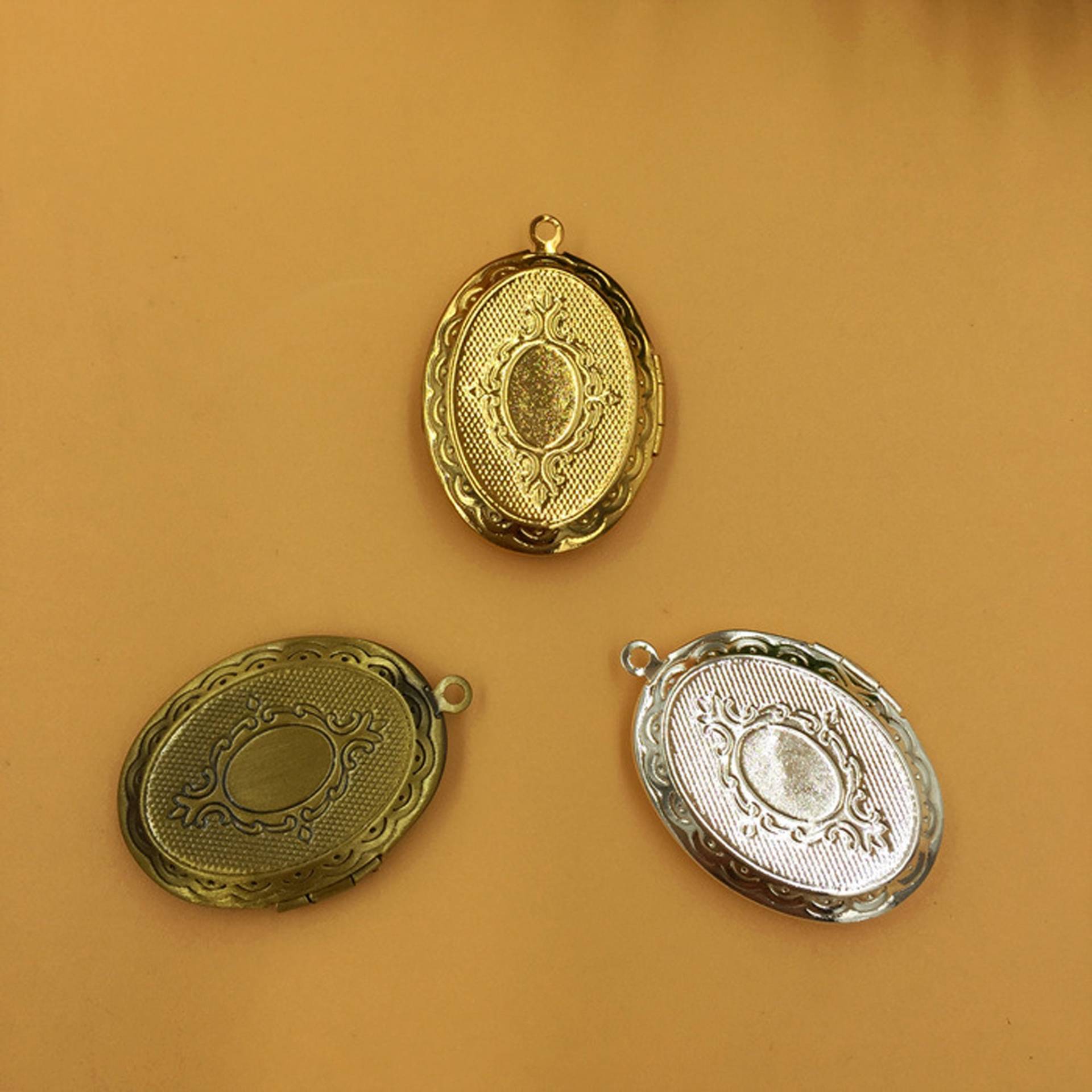 10Pcs 33x23mm Ovale Medaillon, Carve Blume/Kreuz Leere Foto Rahmen Medaillon Charm Anhänger, Vintage von loverdiy