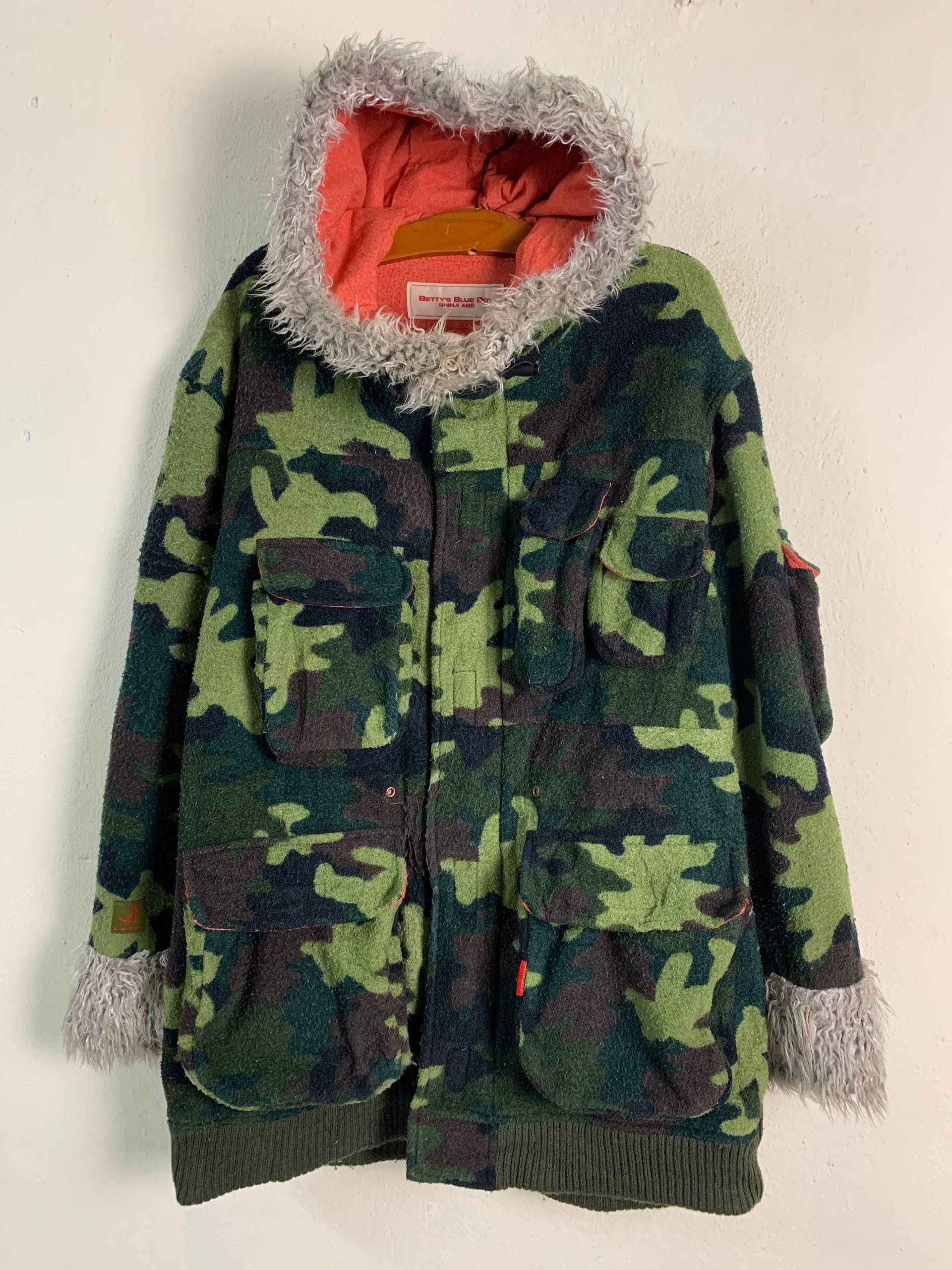 Bettys Blue Boy By Shinji Abe Camo Hoodie Jacke von lowprofileoutlet