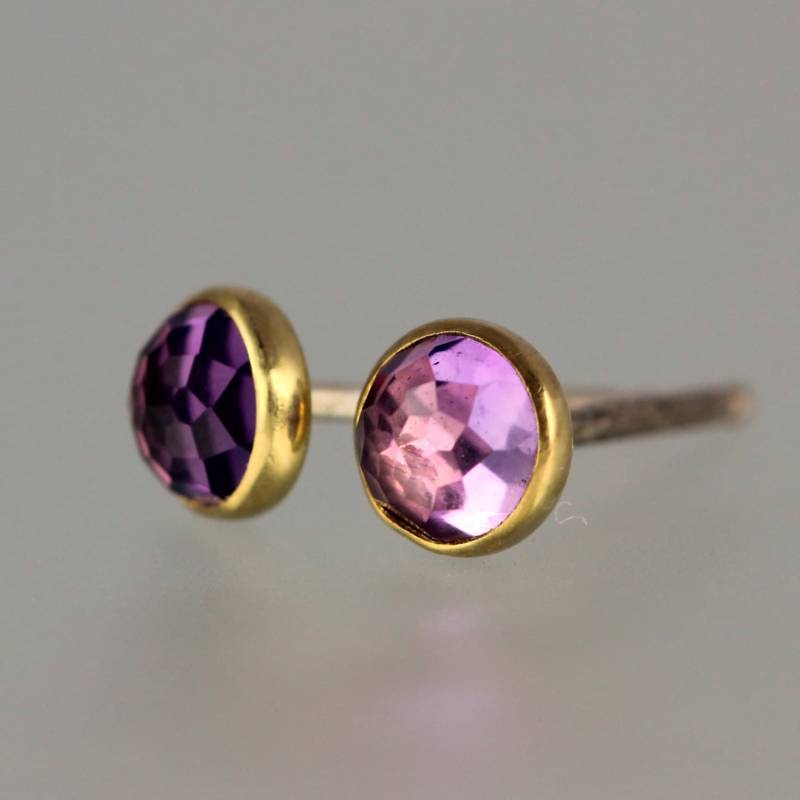 Amethyst Ohrstecker - Rose Schnitt Beiträge Gold Cut Gem 18 Kt Ohrringe von lsueszabo