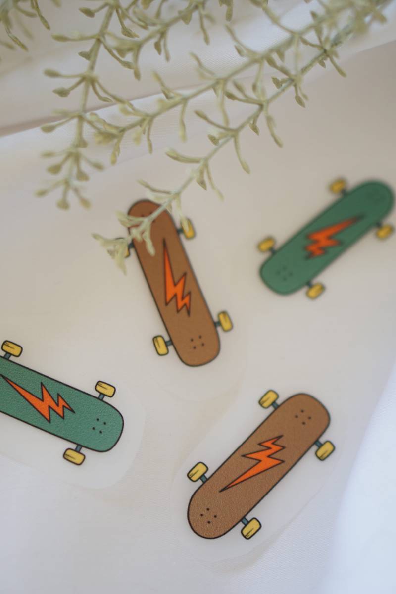 Bügelbild „Skateboard - Braun" Groß/Maxi Bügelbild „Skateboard - Braun" Groß/Maxi von lubodesignberlin