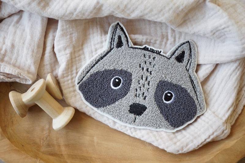 Chenille Patch "Waschbär" - B-Ware von lubodesignberlin