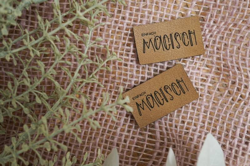 Kunstleder-Label „Einfach Magisch" von lubodesignberlin