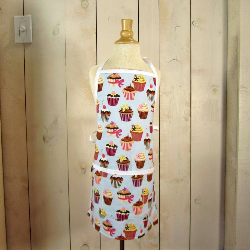 Cupcake Kleinkind Schürze - Wendeschürze Vollschürze Mit Taschen von luckyduckydesigns