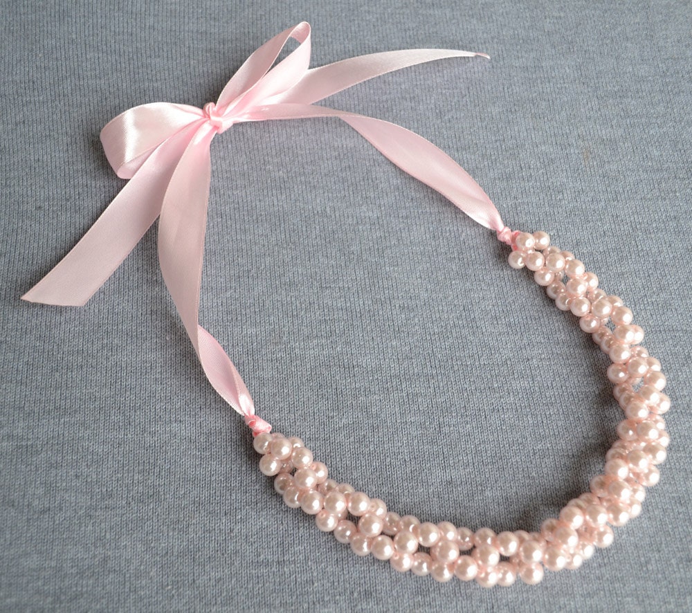 Leichte Rosa Perlen Collier, Perlenkette, Rosa Perlenkette Ribbon Ties Kette, Glasperlen, Necklace.bridesmaid Halskette, Schmuck Hochzeit von luckyjewelry8