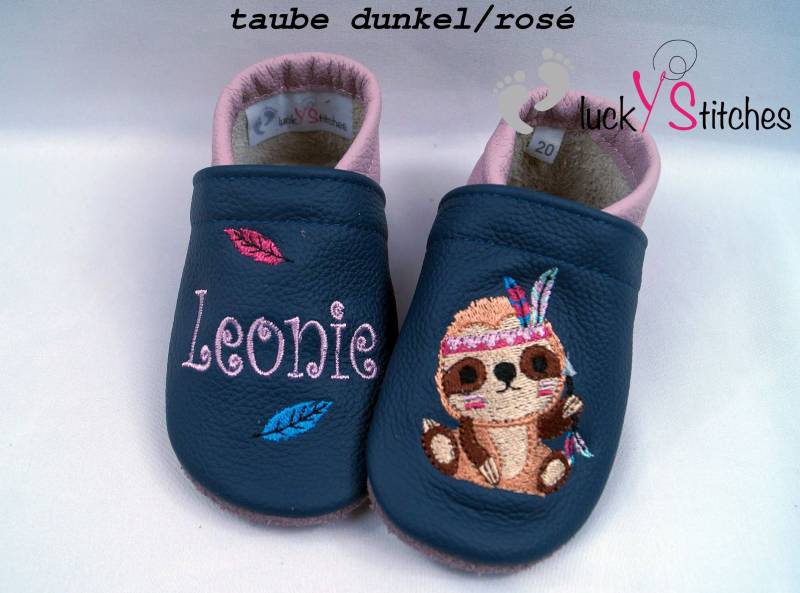 Krabbelschuhe, Lederpuschen, Boho - Faultier, Name, Personalisierbar von luckystitchesShop