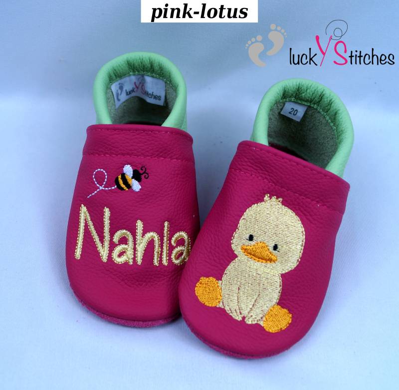 Krabbelschuhe, Lederpuschen, Ente, Name, Personalisierbar von luckystitchesShop