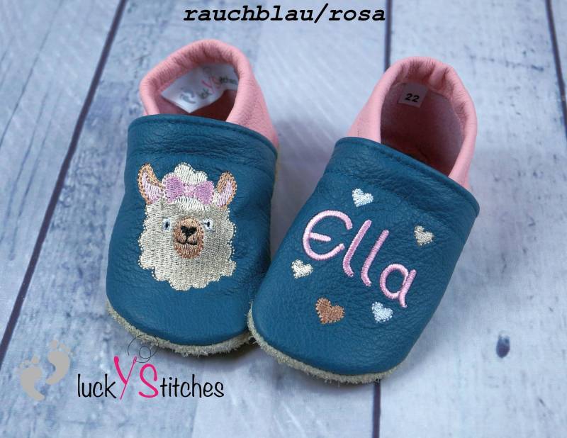 Krabbelschuhe, Lederpuschen, Lama - Mädchen, Name, Personalisierbar von luckystitchesShop
