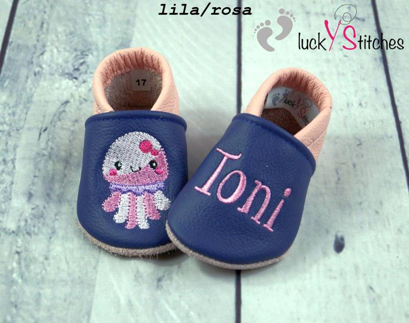 Krabbelschuhe, Lederpuschen, Oktopus, Qualle, Tintenfisch, Name, Personalisierbar Krabbelschuhe, Lederpuschen, Oktopus, Qualle, Tintenfisch, Name, Personalisierbar von luckystitchesShop
