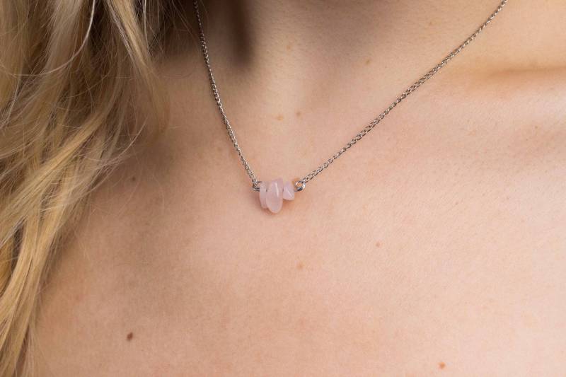 Rosenquarz Splitter Gliederkette Silber | Edelsteinkette Heilsteinkette von luisaebeling