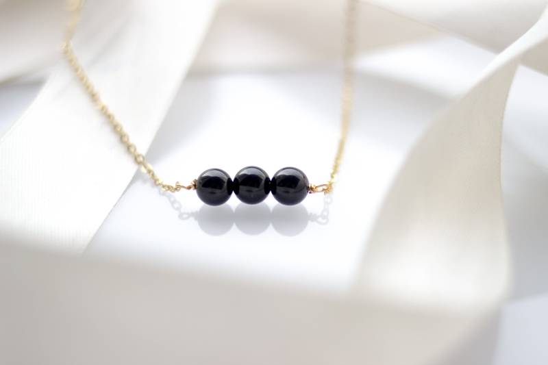 Turmalin Anhänger Halskette Edelstein Perle Gold Schmuck Heilsteinkette von luisaebeling