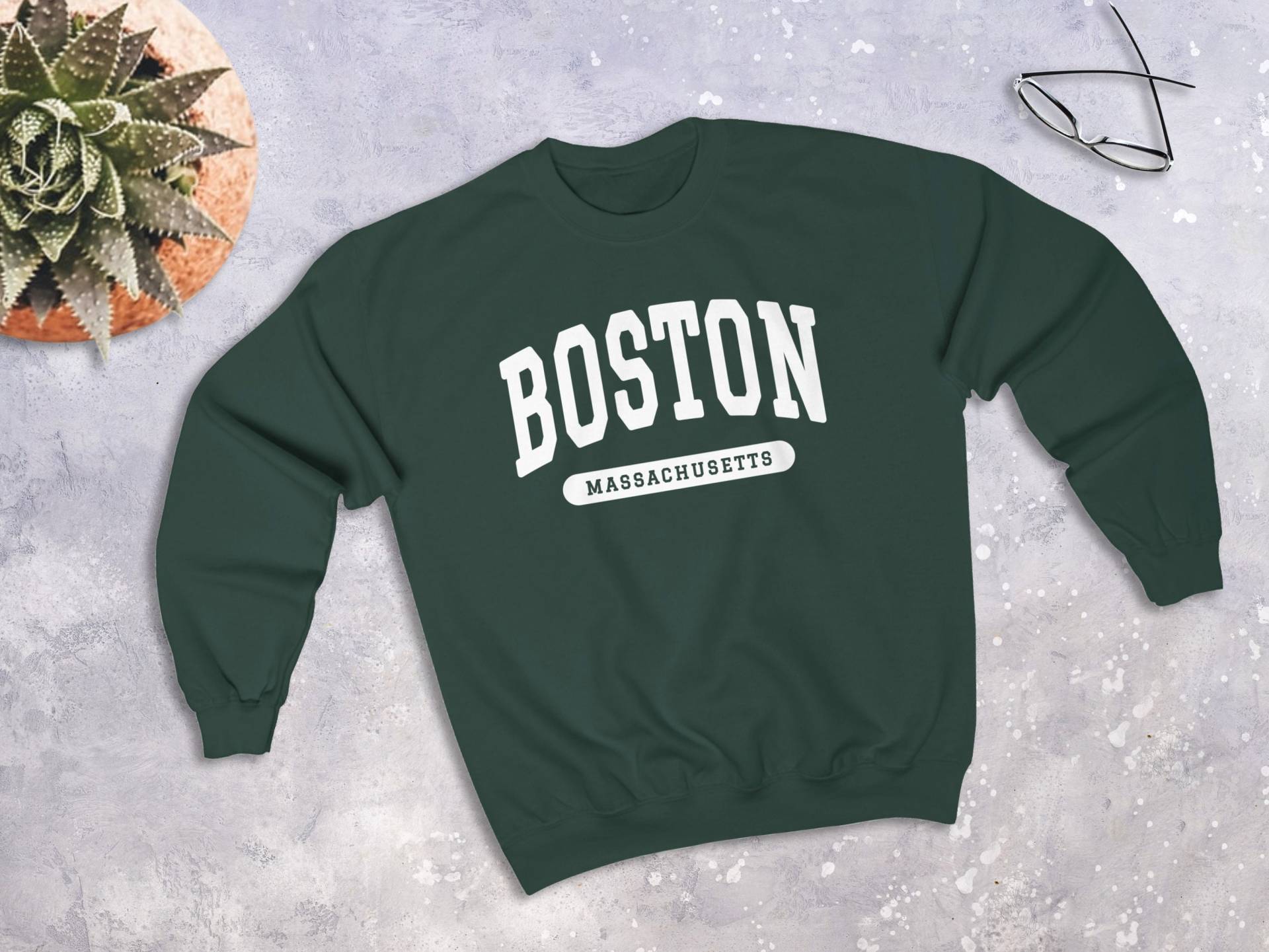 Boston Massachusetts College Sweatshirt von lukassfr