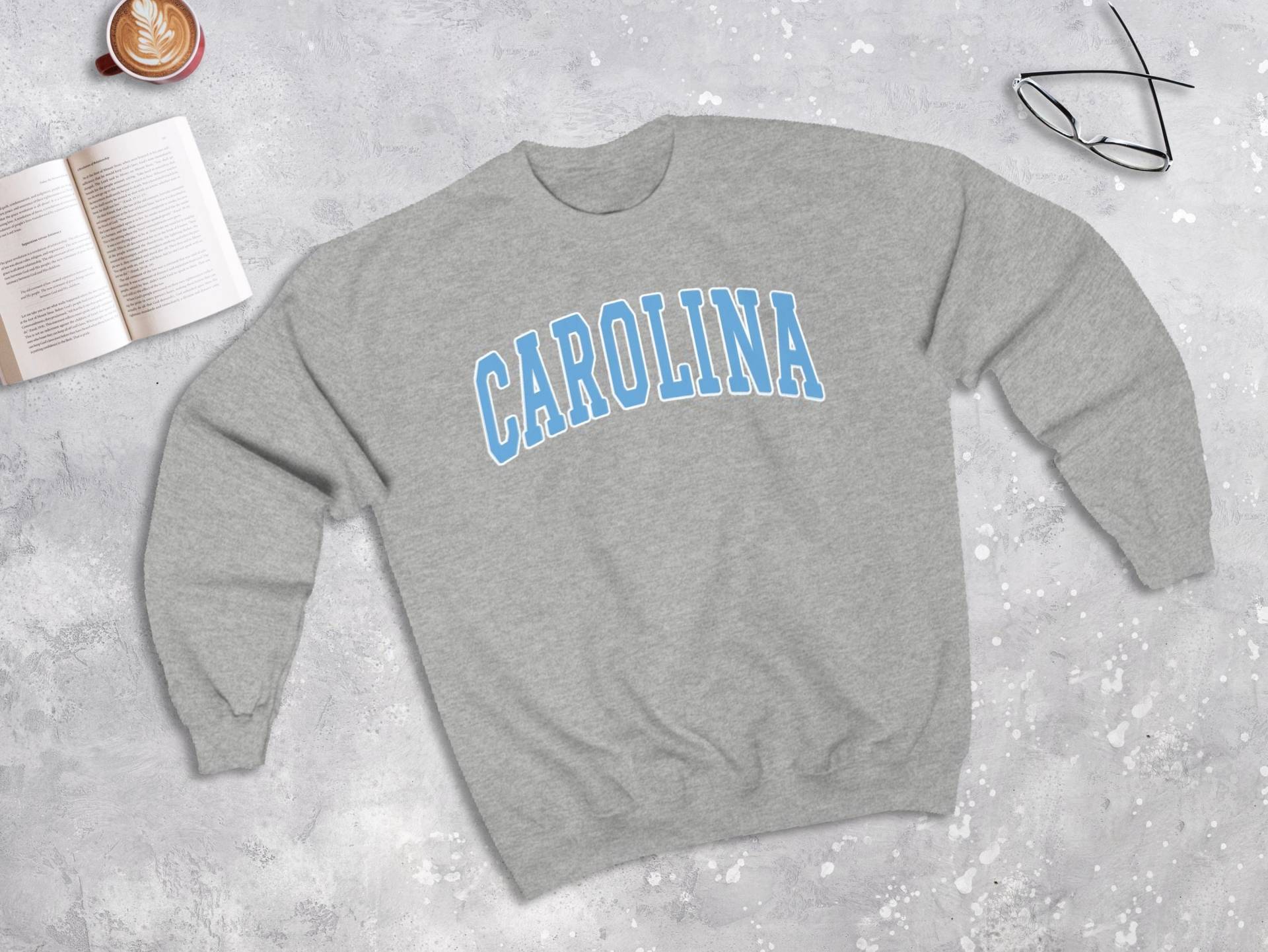 Carolina College Style Blue Sweatshirt, Sweater | Unisex von lukassfr