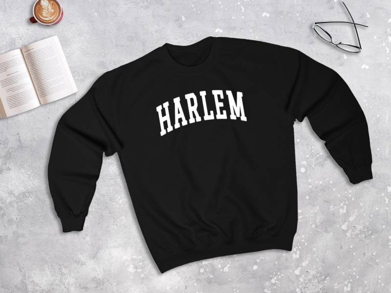 Harlem College Style Sweatshirt, New York Crewneck Sweater | Unisex von lukassfr